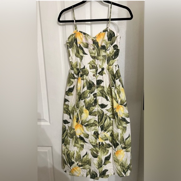 COPY - H&M Lemon Dress - Picture 2 of 3